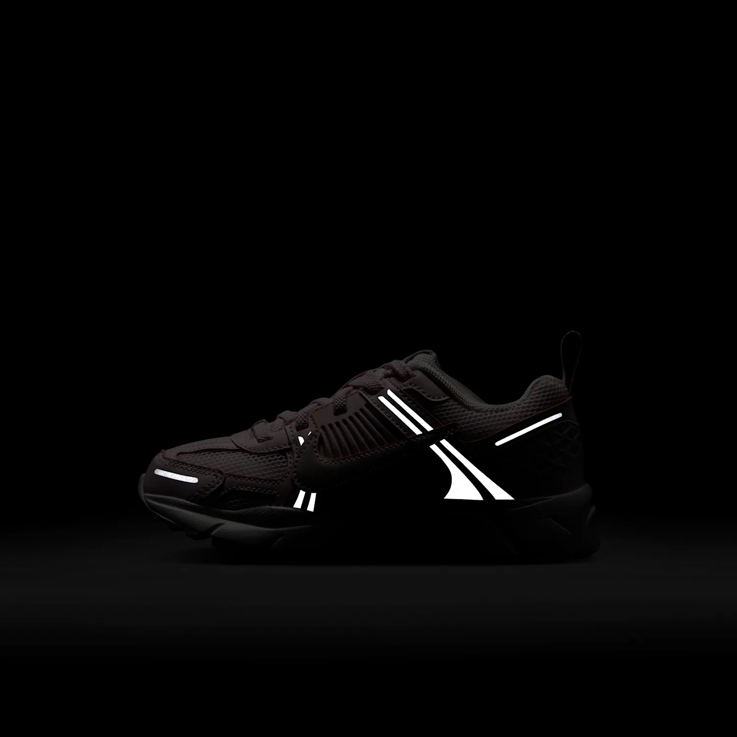 Nike Vomero 5 image 4