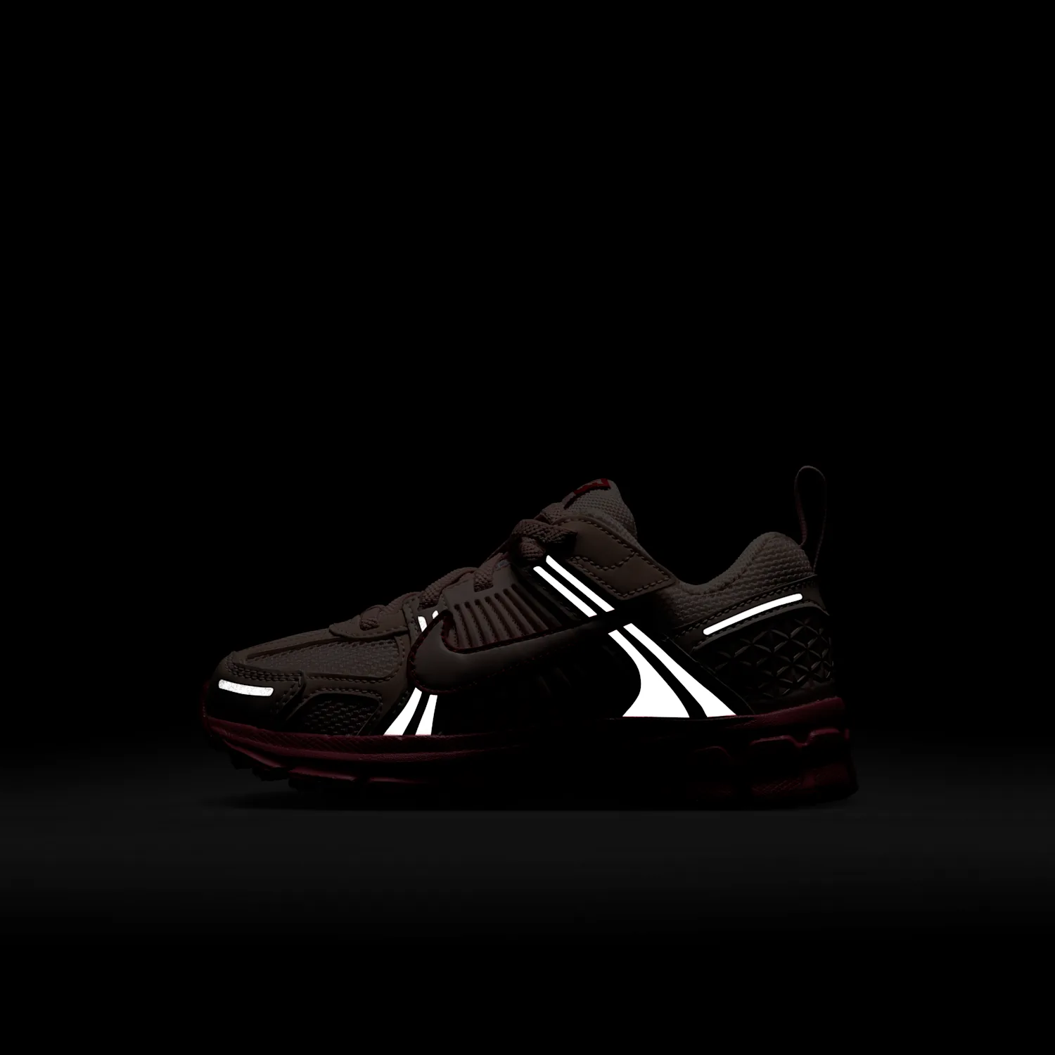 Nike Vomero 5 image 9