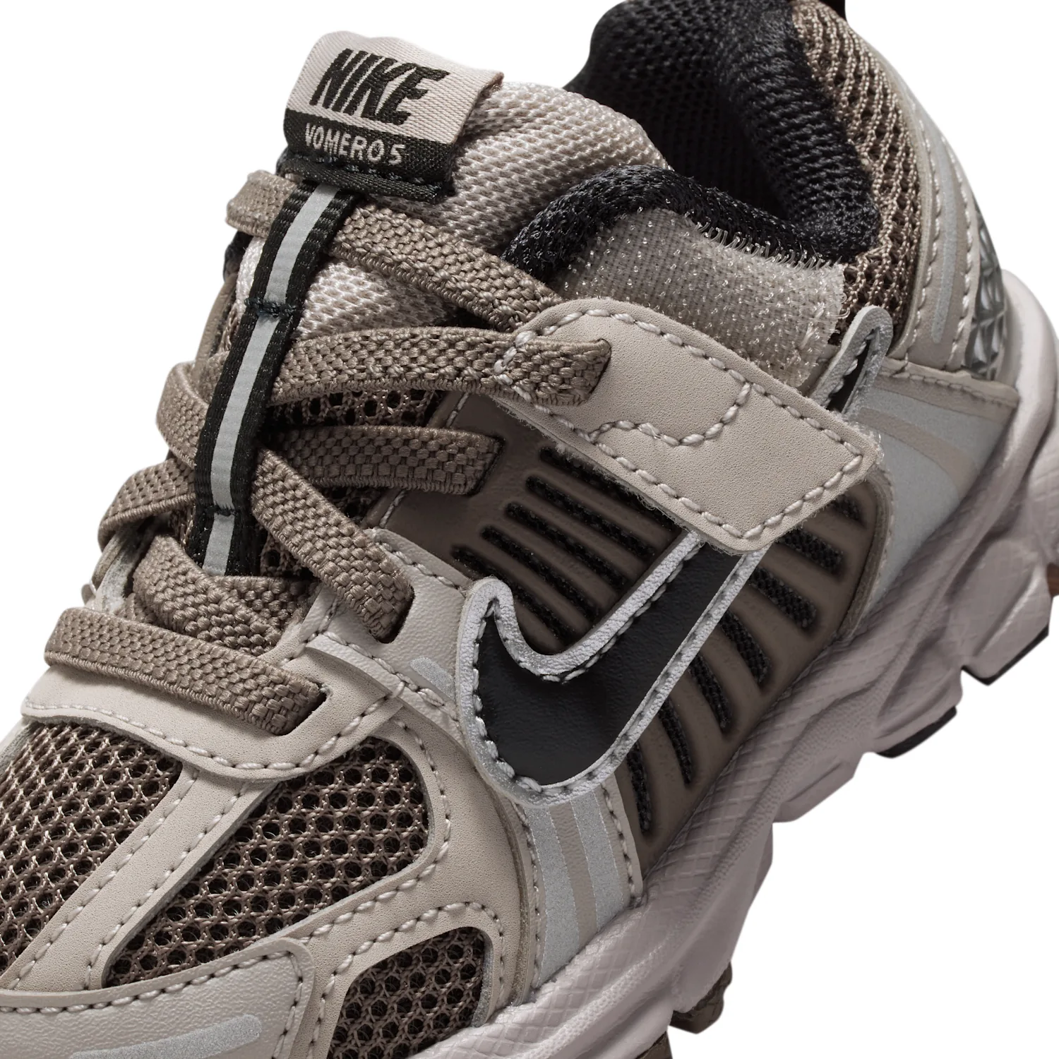 Nike Vomero 5 image 7