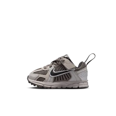 Nike Vomero 5