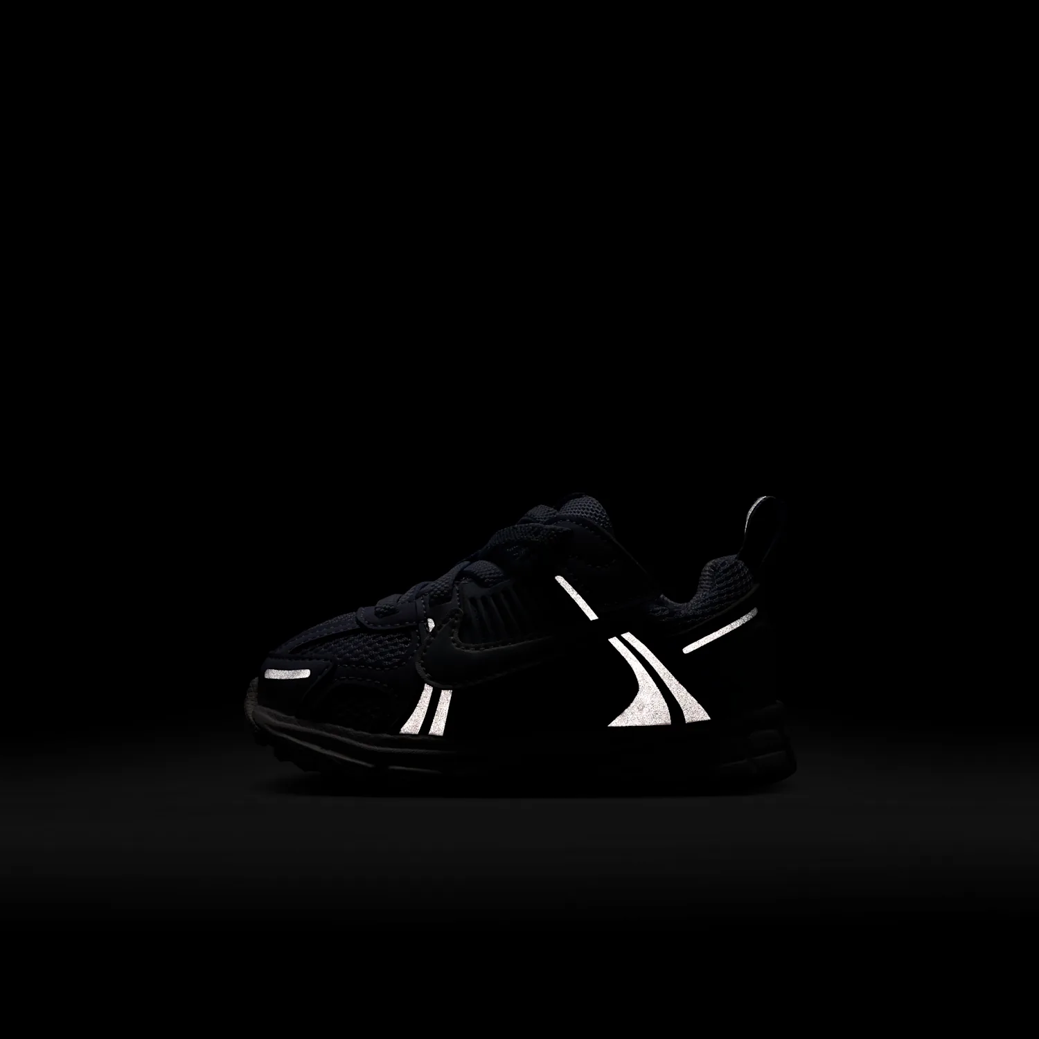 Nike Vomero 5 image 8