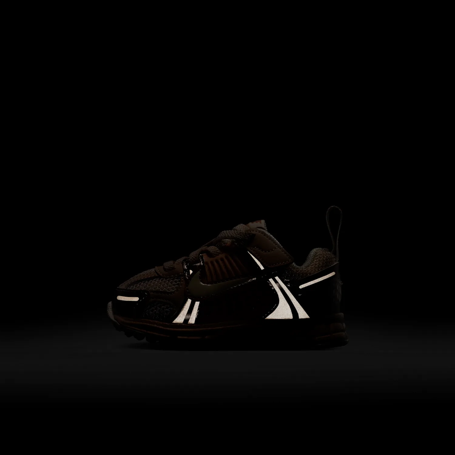 Nike Vomero 5 image 8