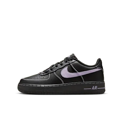 Nike Air Force 1 LV8