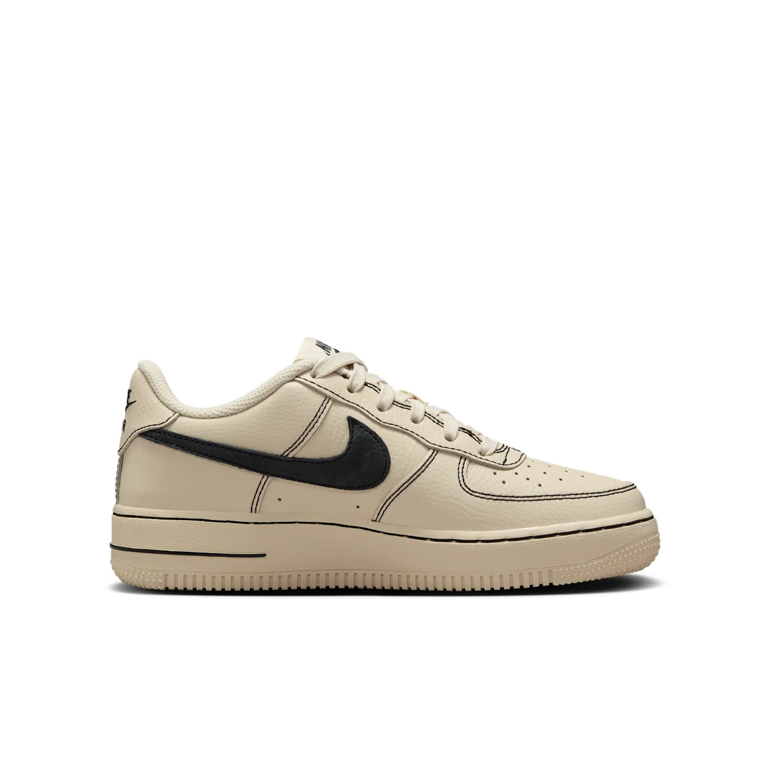 Nike Air Force 1 LV8 image 3