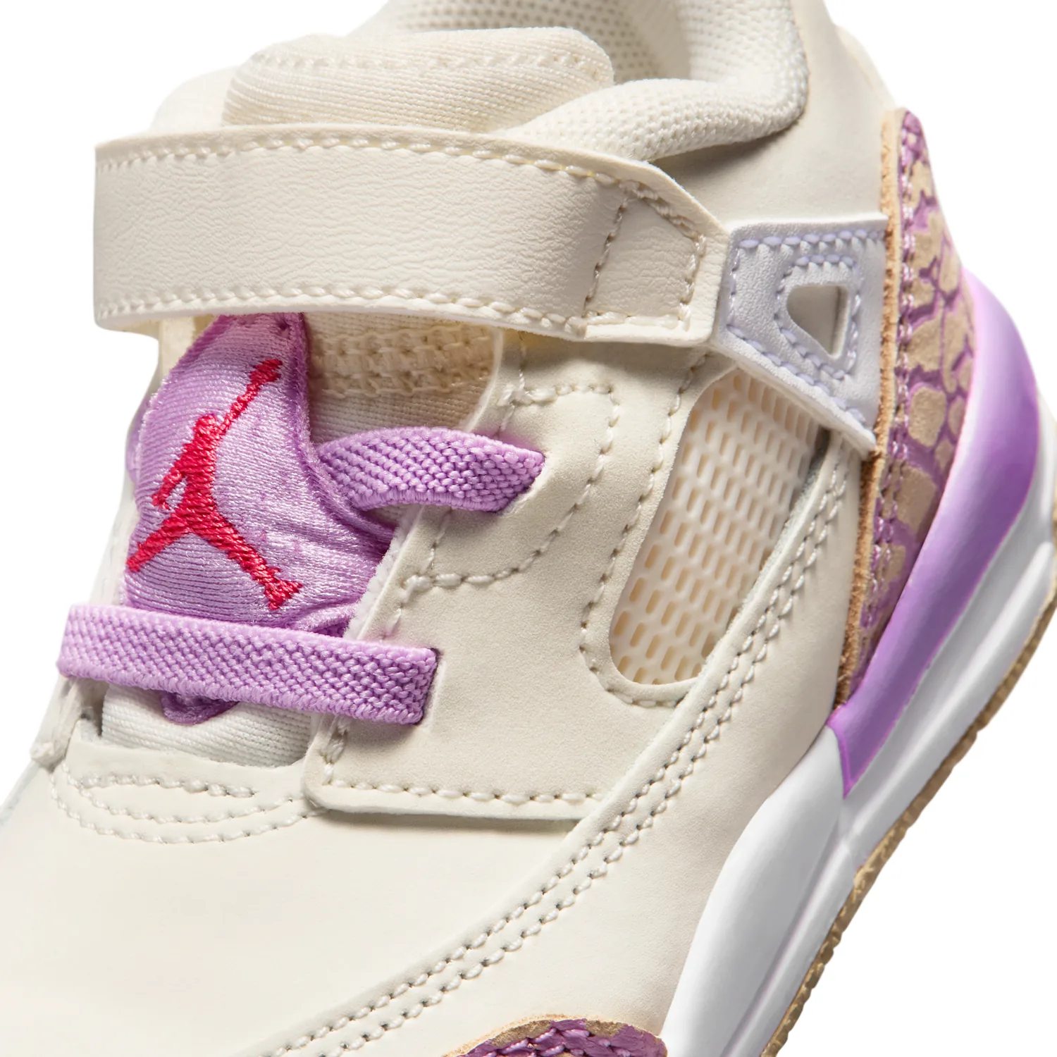 Jordan Spizike Low image 8