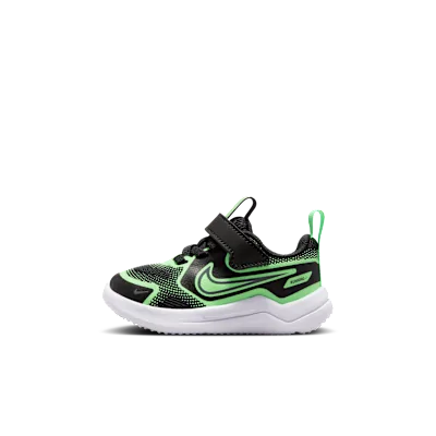 Nike Cosmic Runner