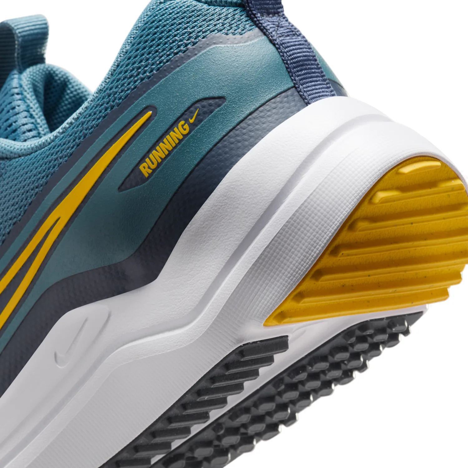 Nike Cosmic Runner image 8