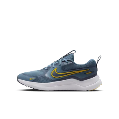 Nike Cosmic Runner