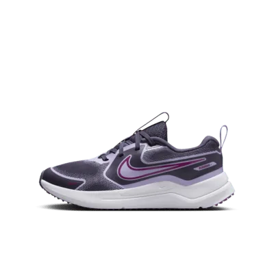 Nike Cosmic Runner