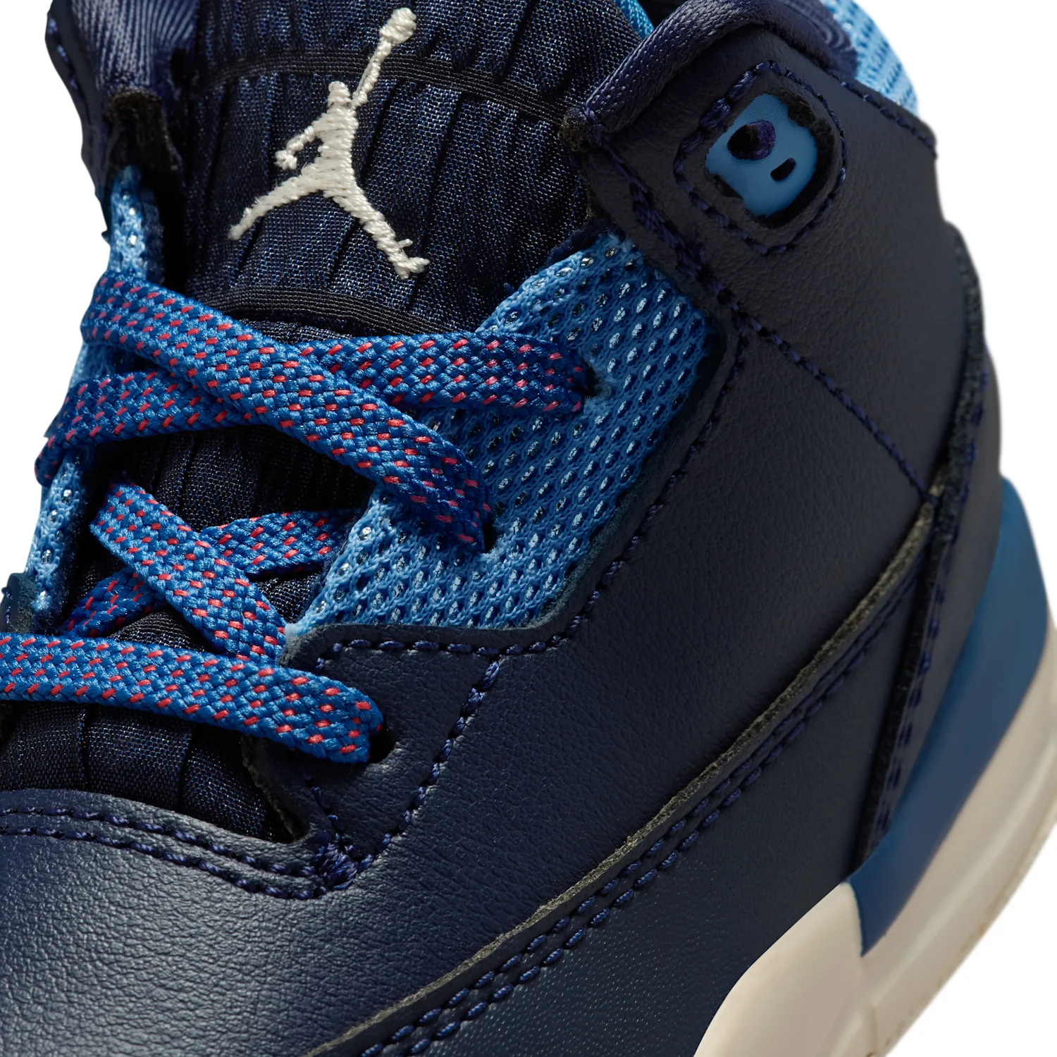 Jordan 3 Retro "Sport Renaissance" image 7