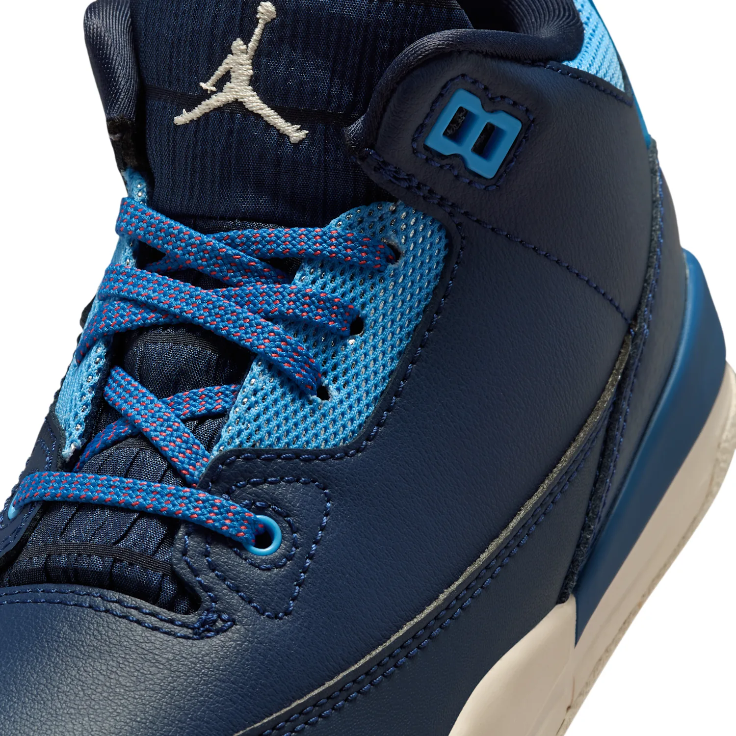 Jordan 3 Retro "Sport Renaissance" image 7