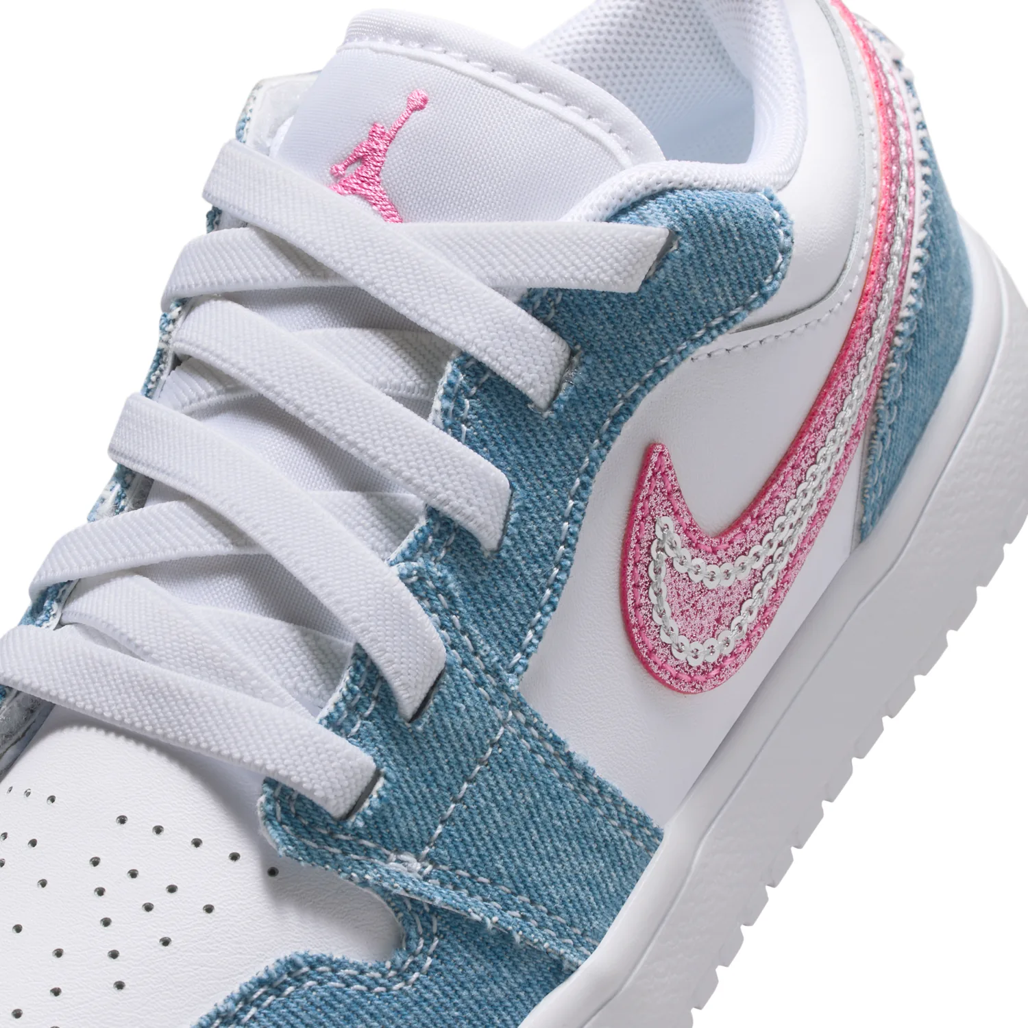 Jordan 1 Low Alt SE image 7