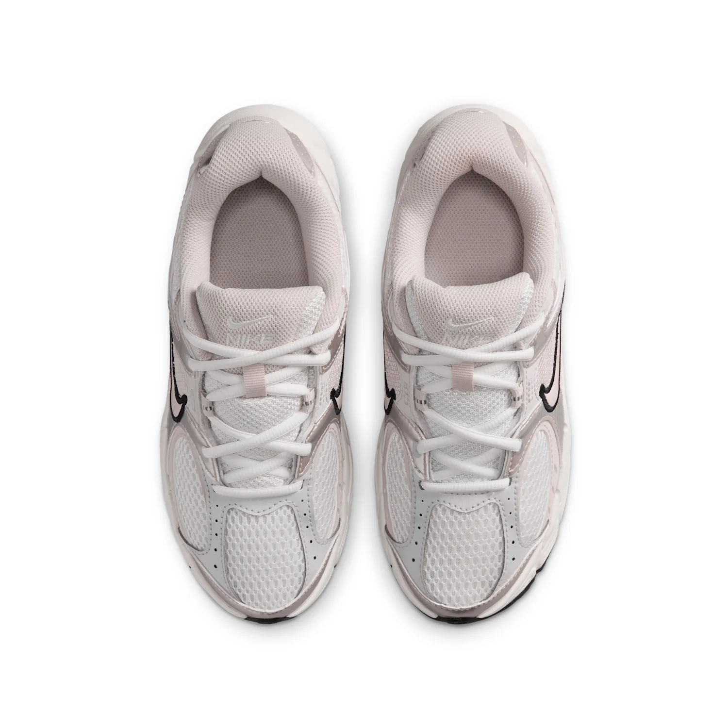 Nike V5 RNR image 4