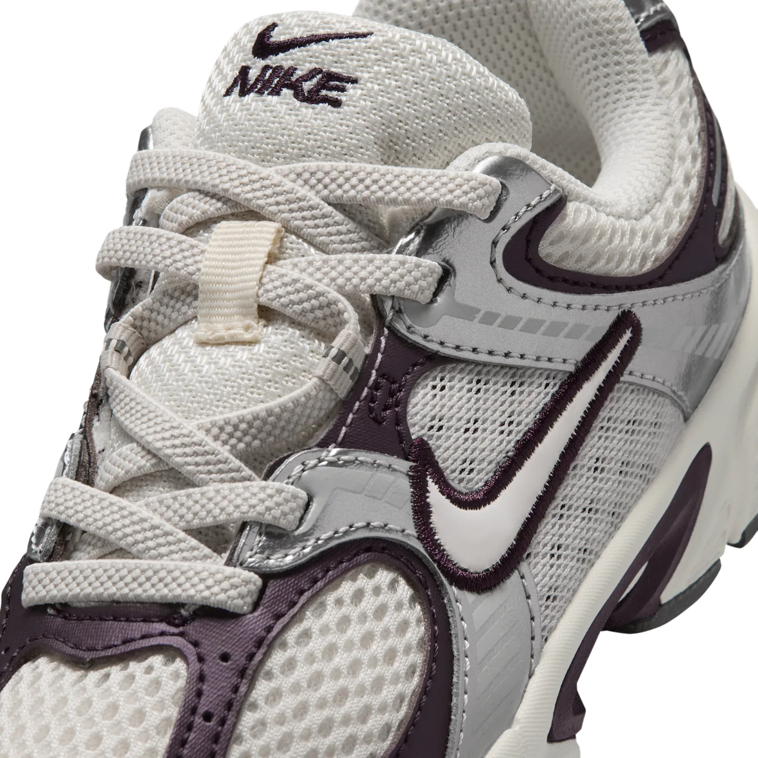 Nike V5 RNR image 7