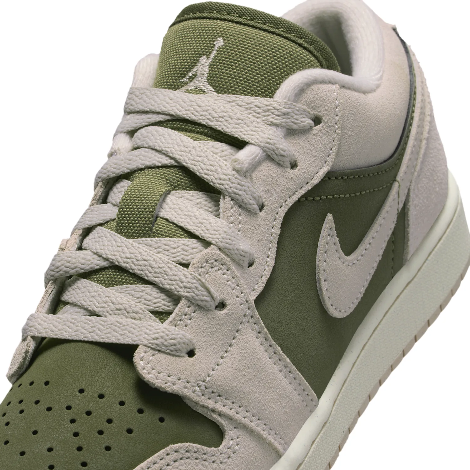 Air Jordan 1 Low SE image 7