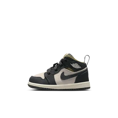 Jordan 1 Mid SE