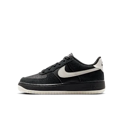 Nike Air Force 1 LV8 2