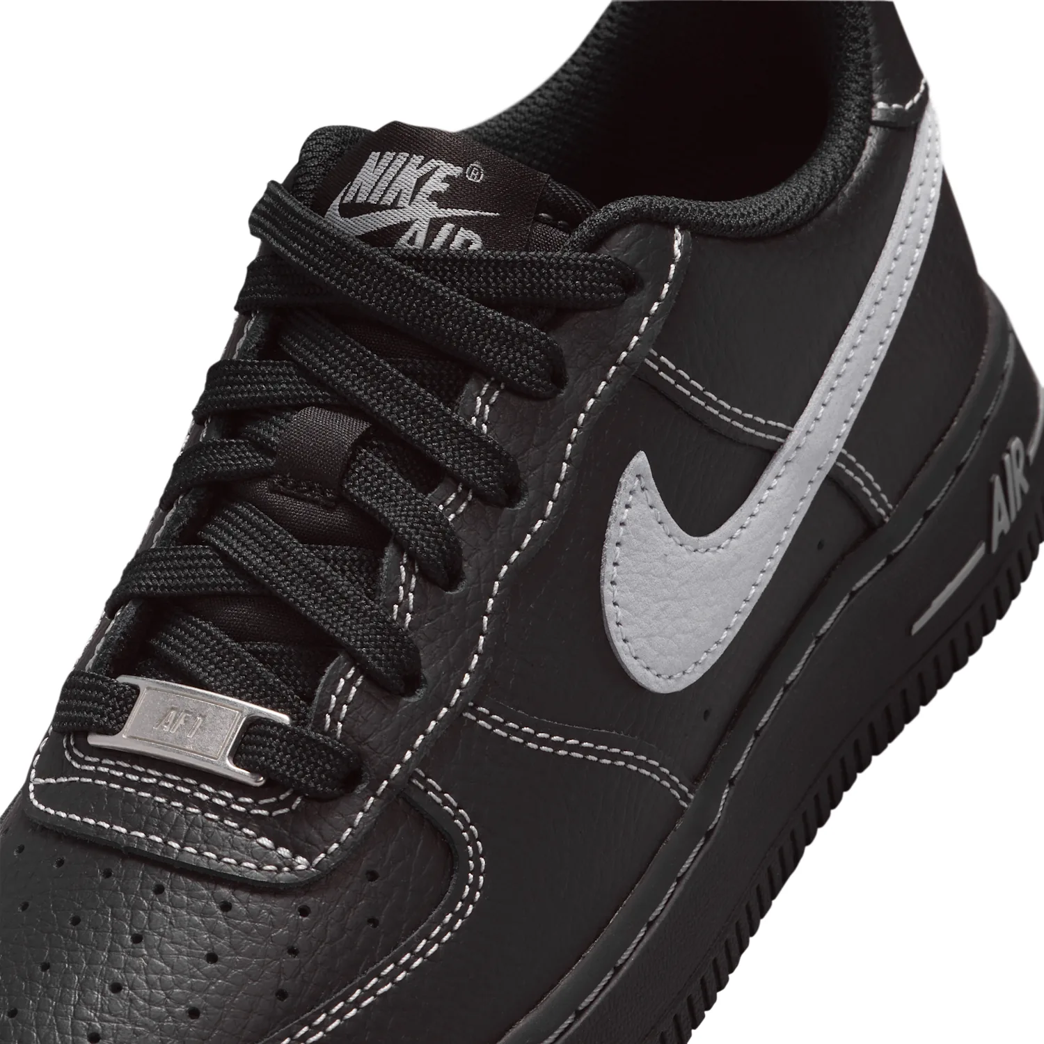 Nike Air Force 1 LV8 image 7