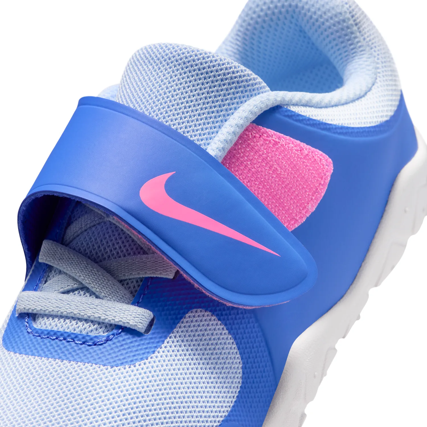 Nike Swoosh 1 Essential image 7