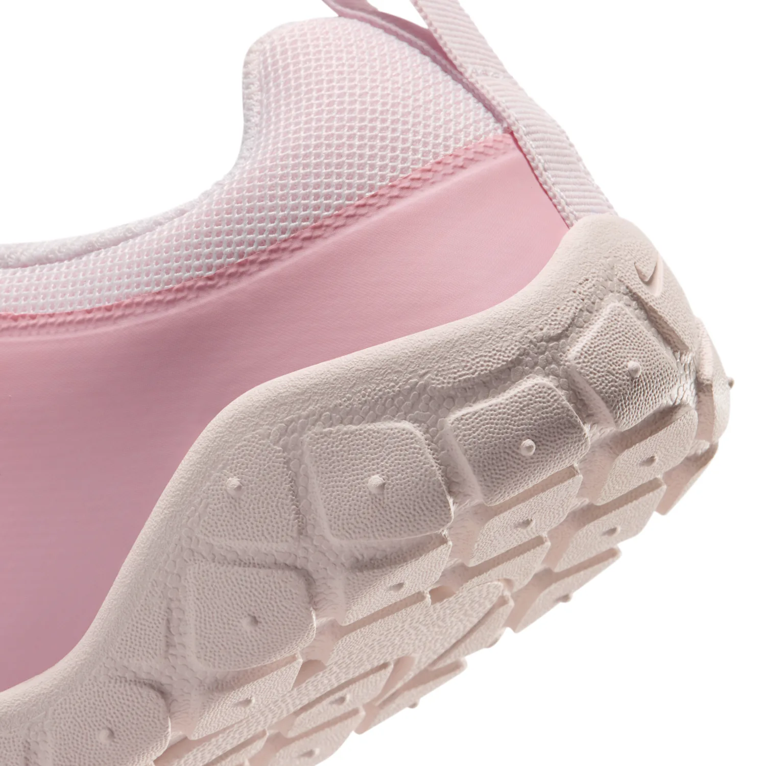 Nike Swoosh 1 Essential image 8