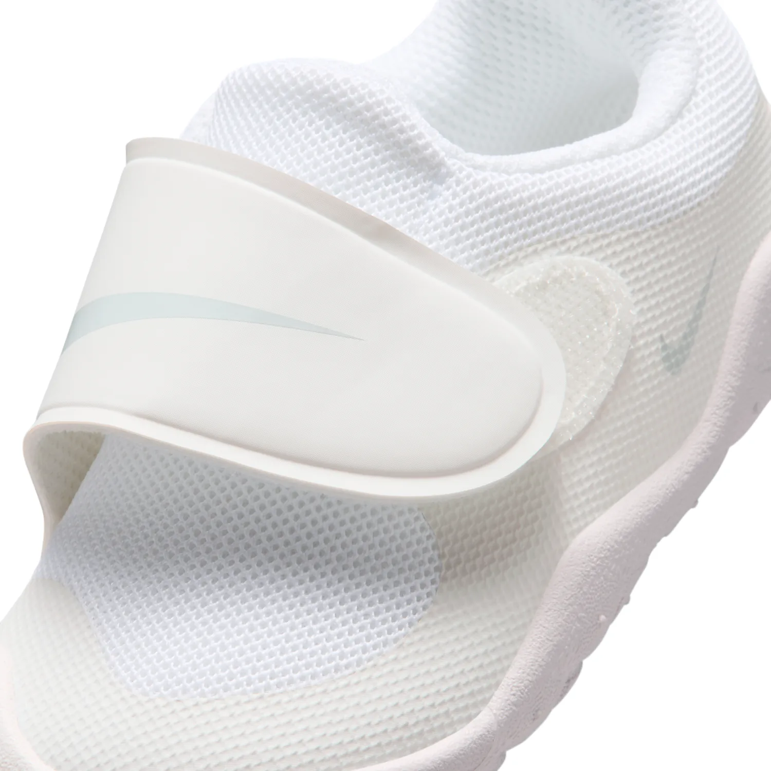 Nike Swoosh 1 Essential image 7