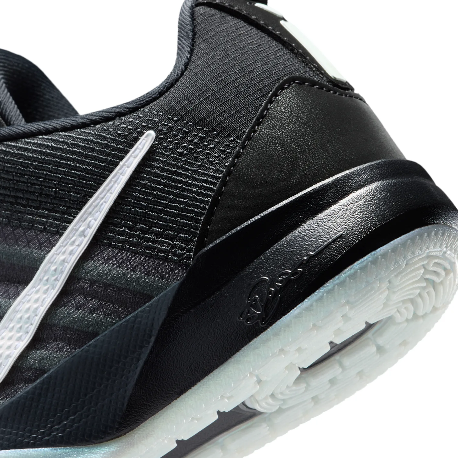 Sabrina 3 "Morale" image 8