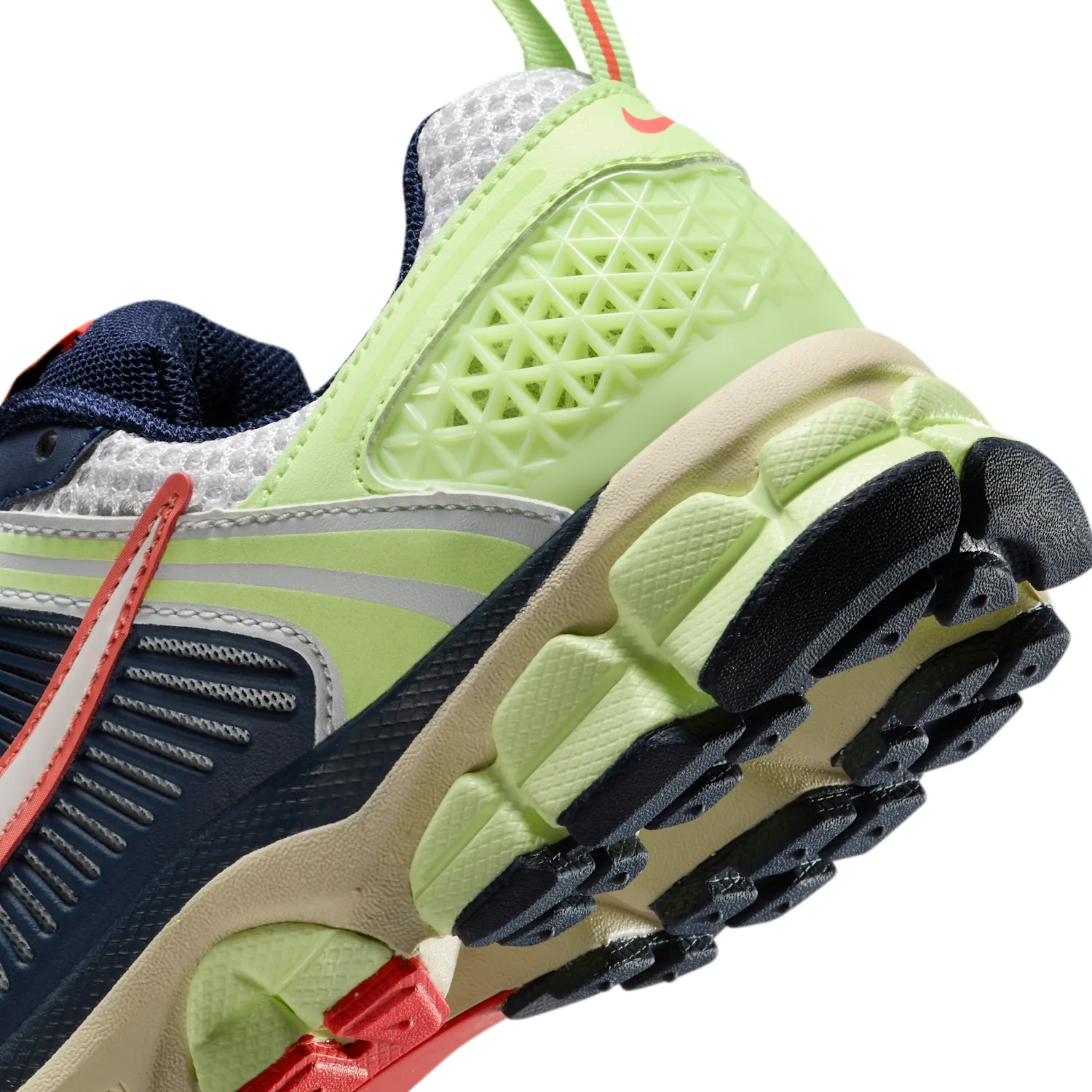 Nike Vomero 5 image 8