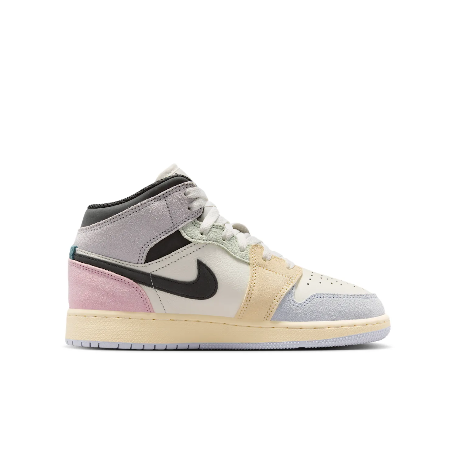 Air Jordan 1 Mid SE image 3