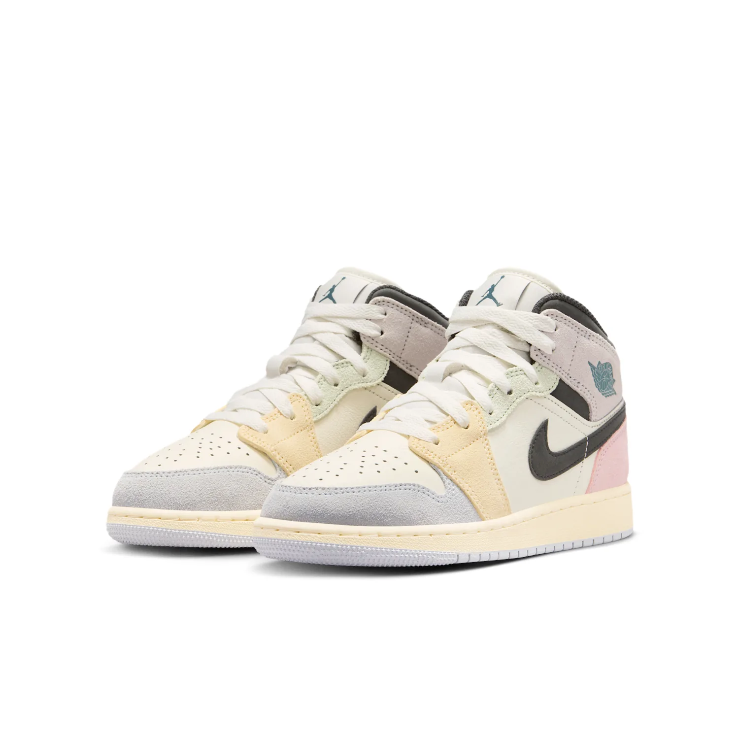 Air Jordan 1 Mid SE image 5