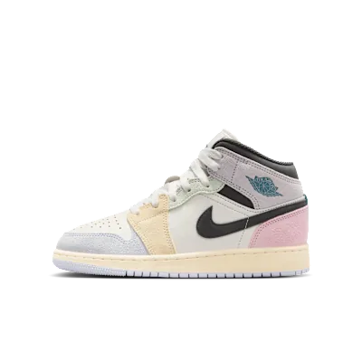Air Jordan 1 Mid SE