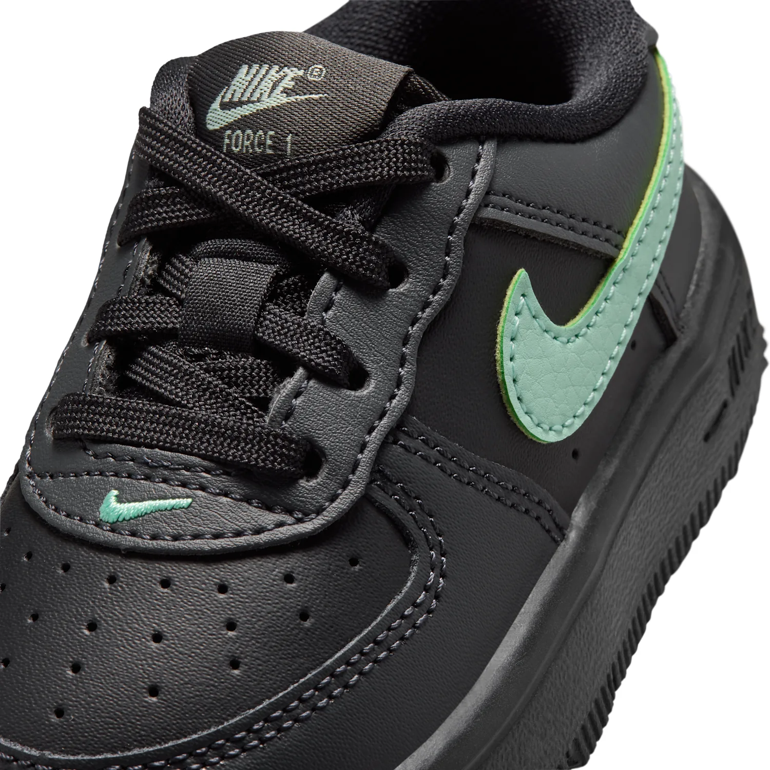 Nike Force 1 Low image 7