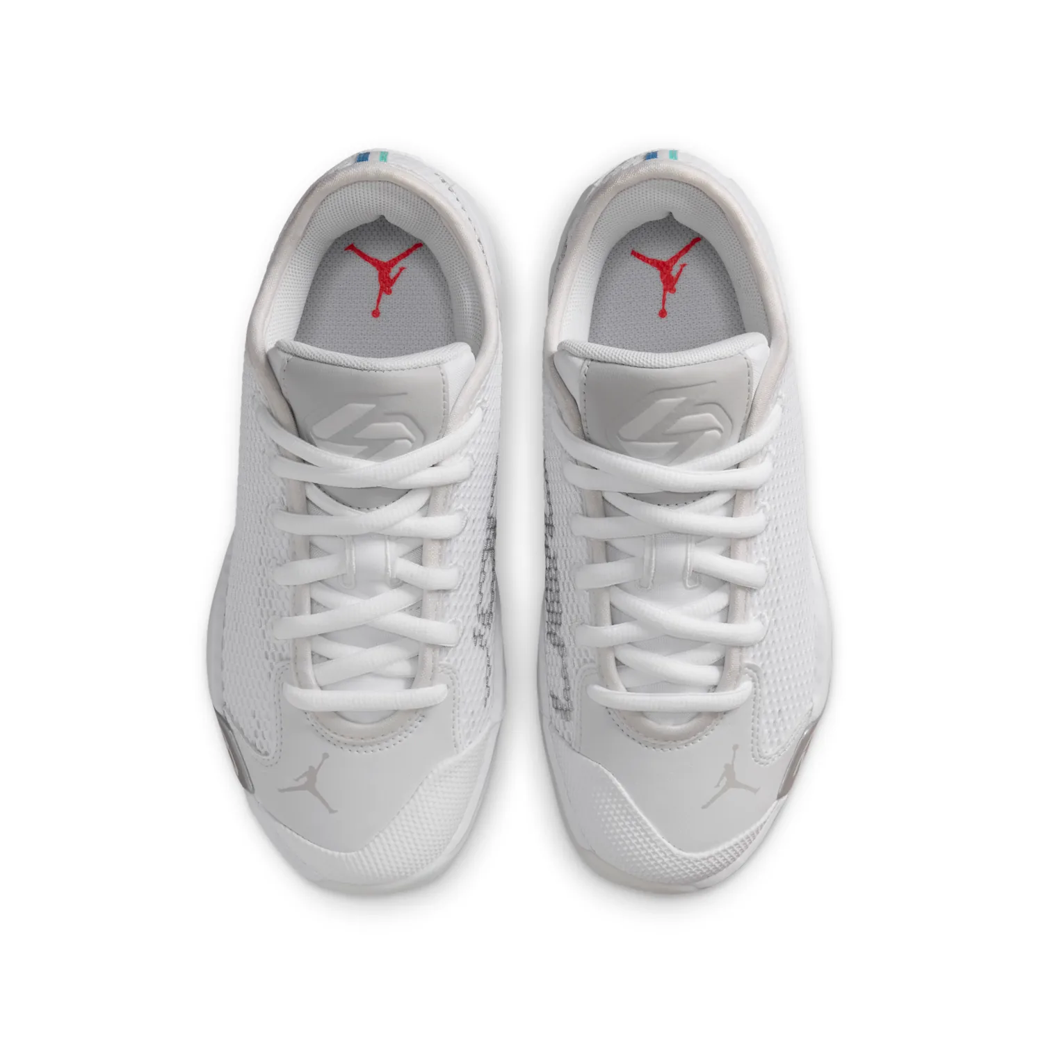 Luka 77 "Triple White" image 4