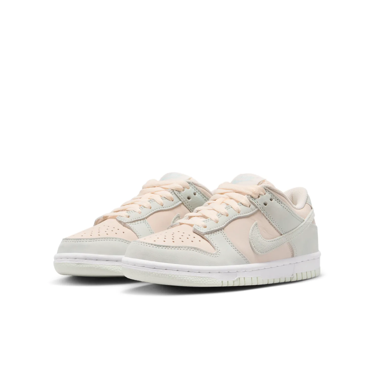 Nike Dunk Low Suede image 5