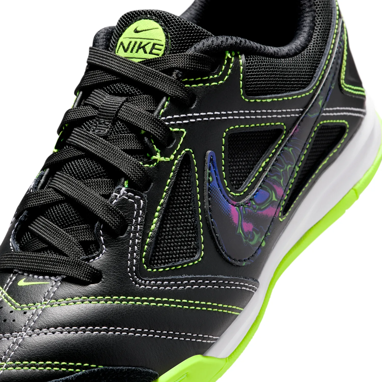 Nike Gato SE image 7