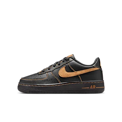 Nike Air Force 1 LV8