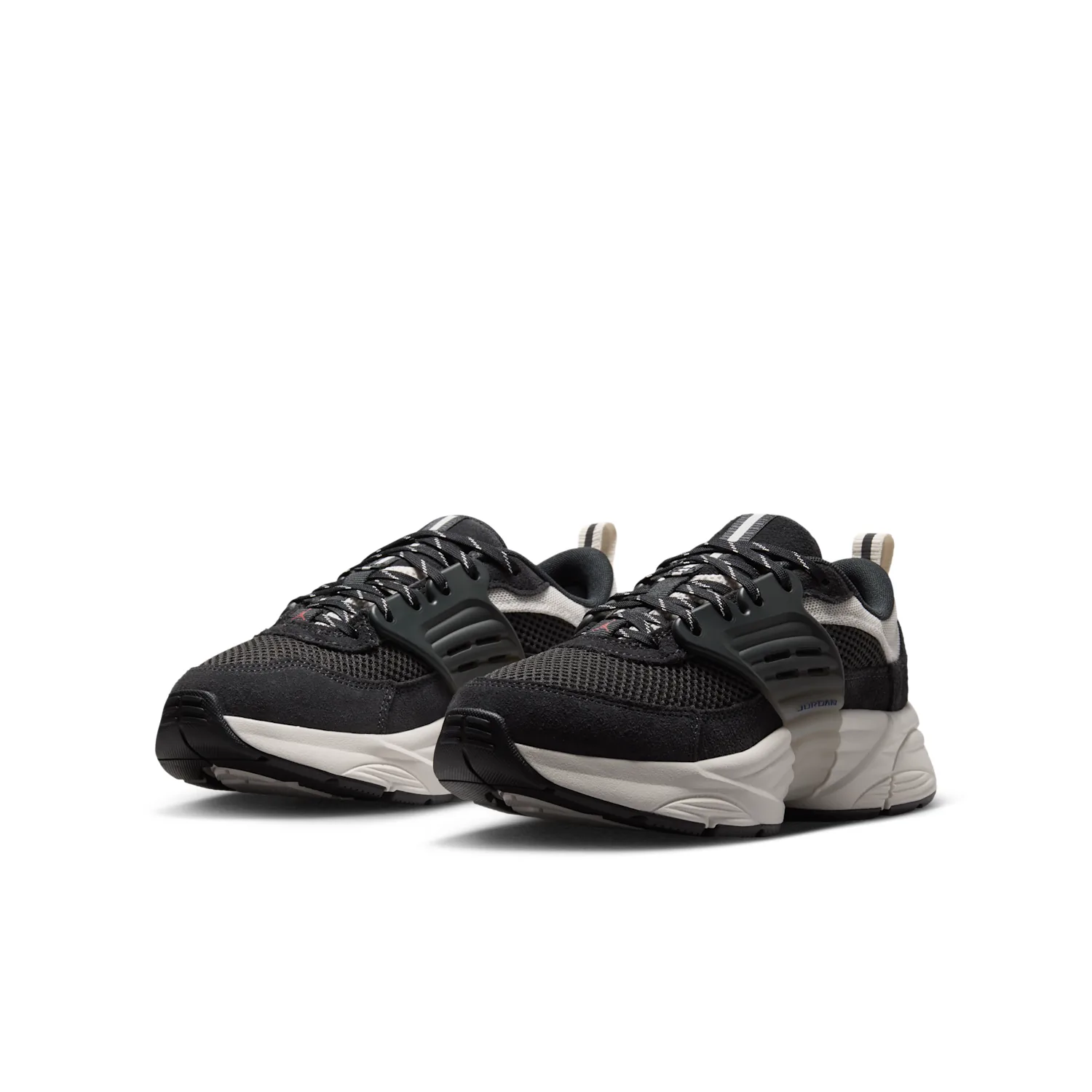 Jordan Trunner O/S image 5