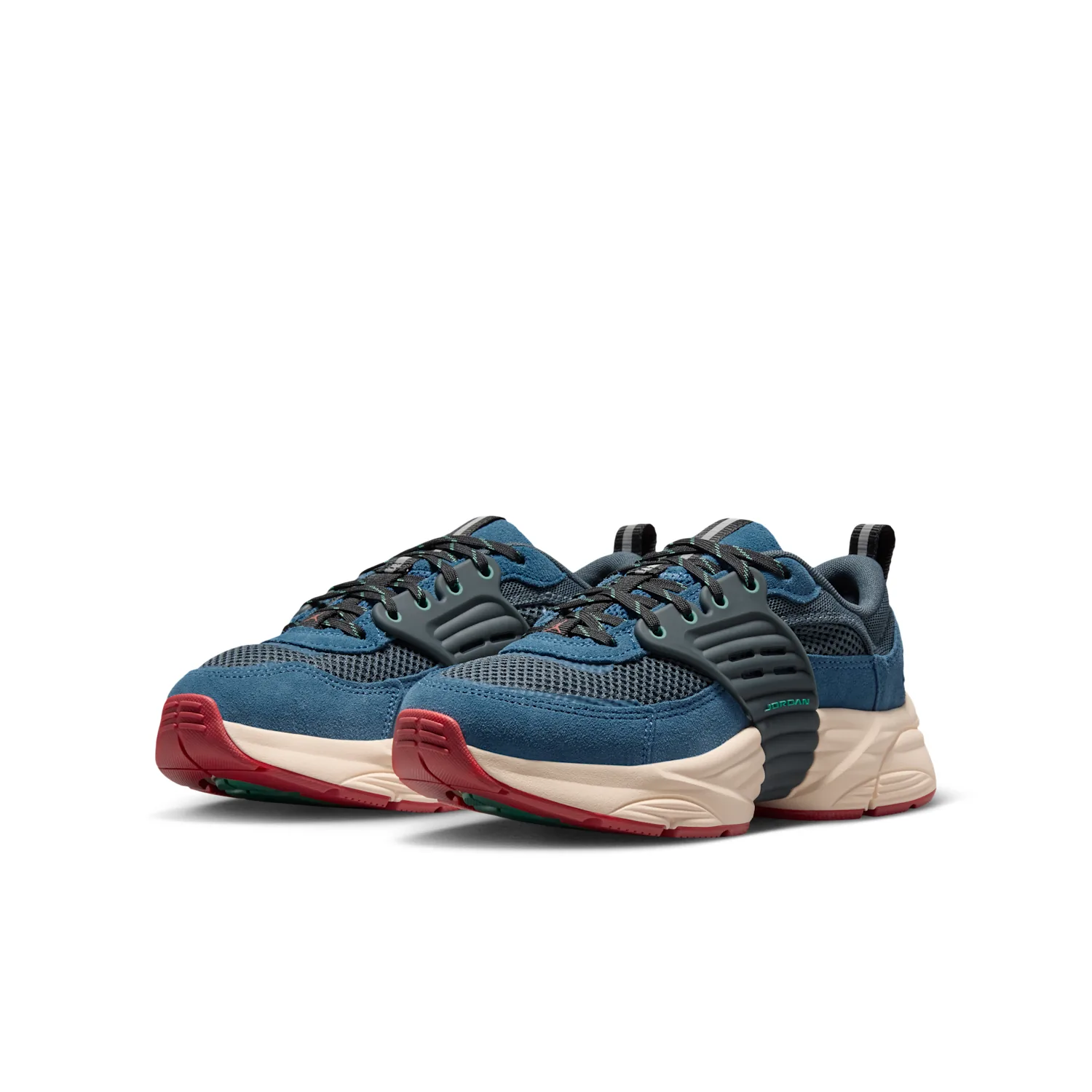 Jordan Trunner O/S image 5