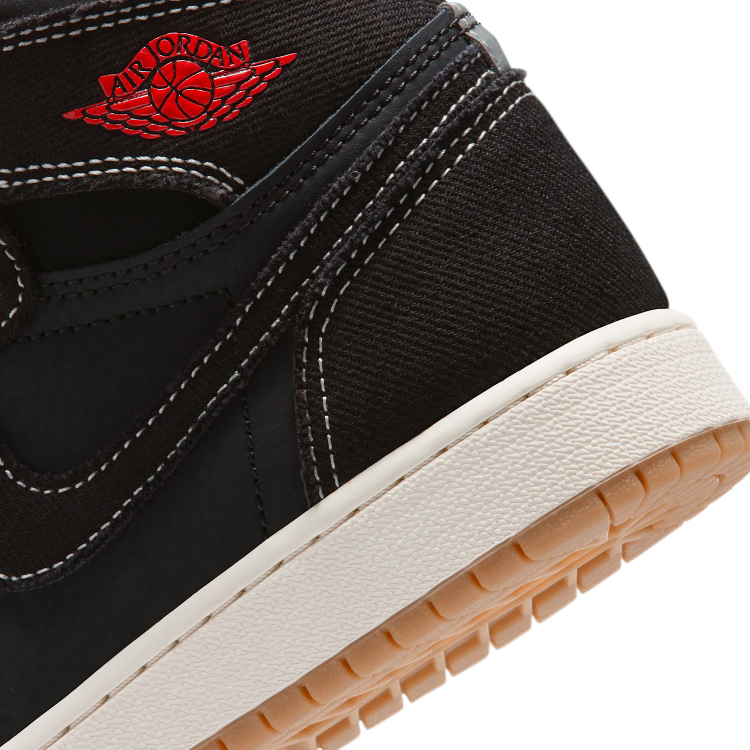 Air Jordan 1 Retro High OG image 10