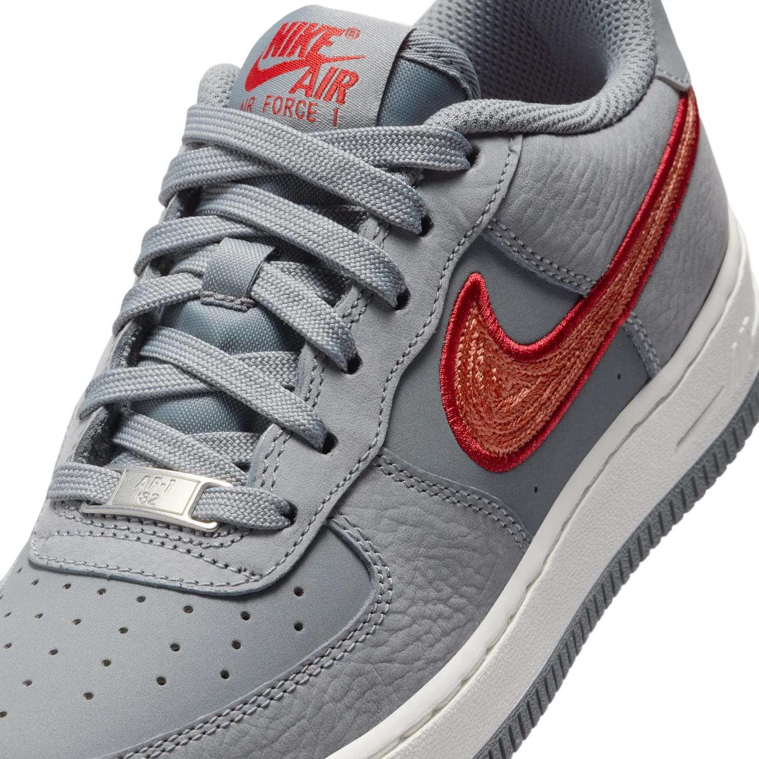 Nike Air Force 1 LV8 3 image 7