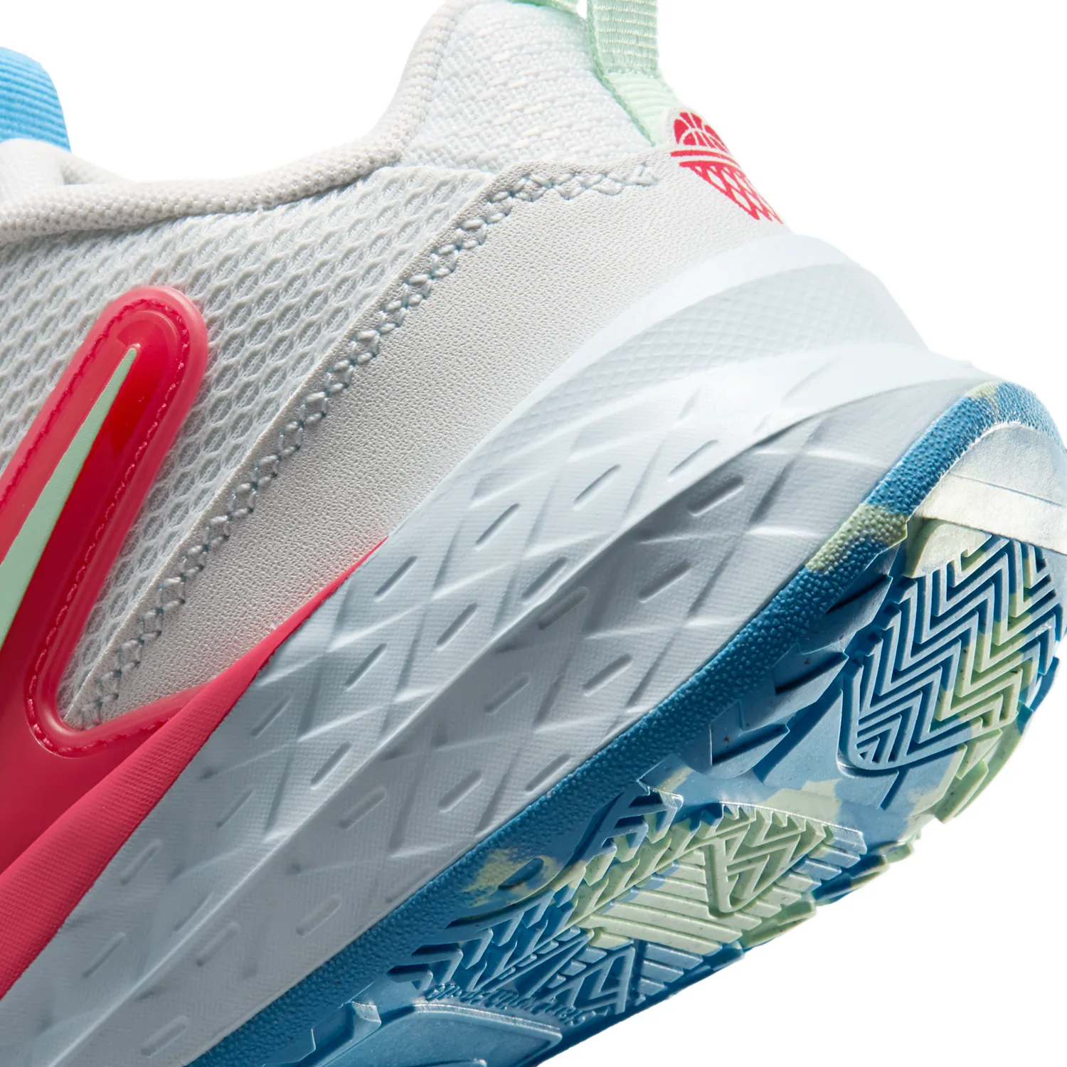 Nike Team Hustle D 12 image 8