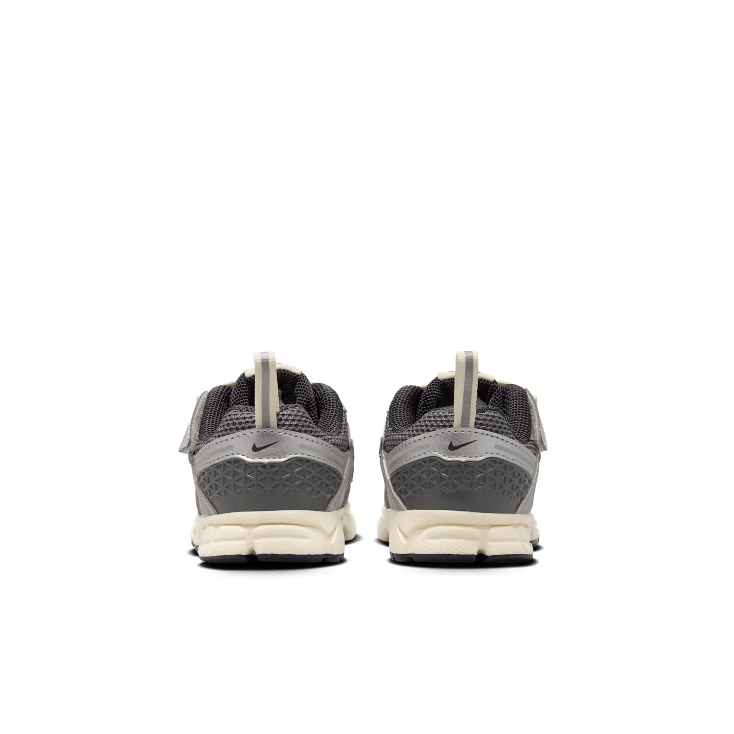 Nike Vomero 5 image 6