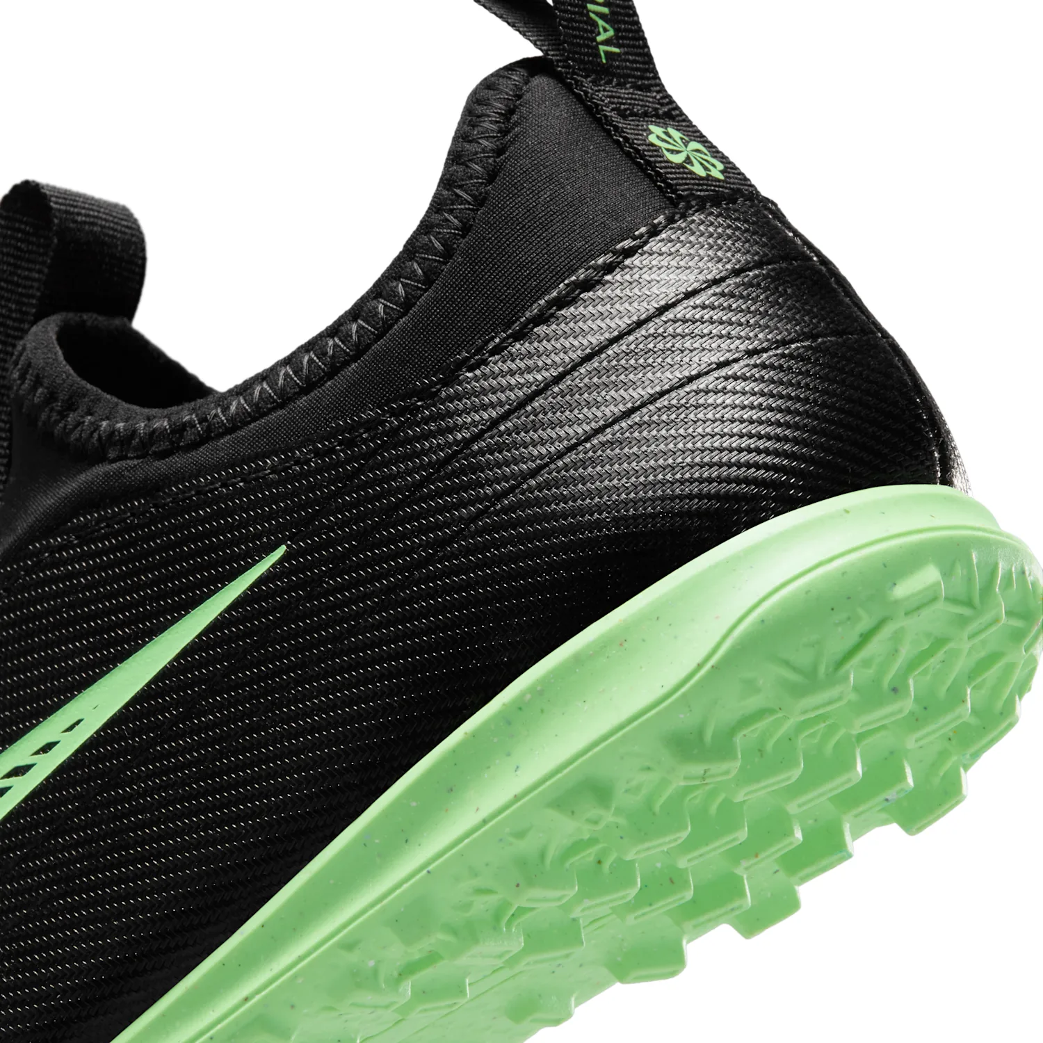 Nike Jr. Mercurial Vapor 17 Club image 8