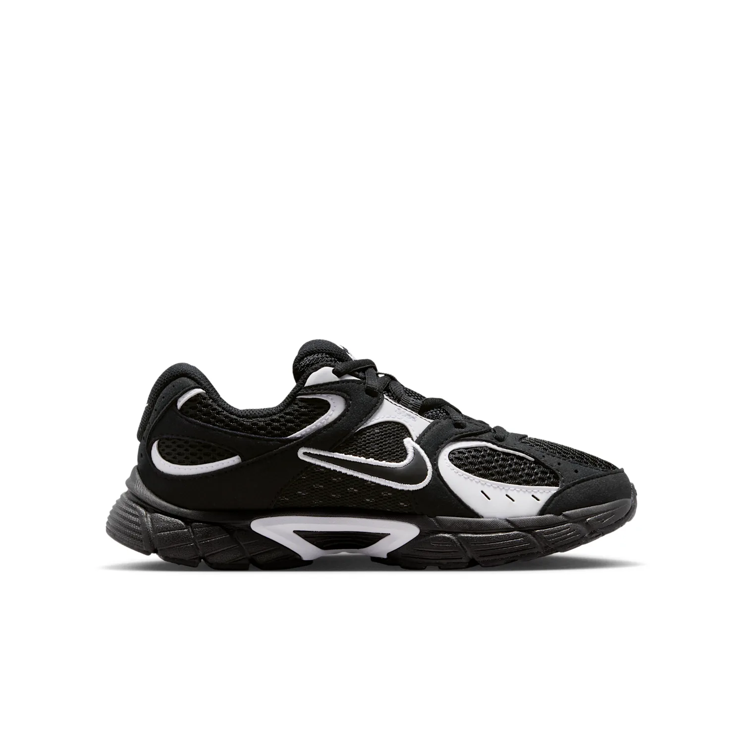 Nike V5 Runner Suede image 3