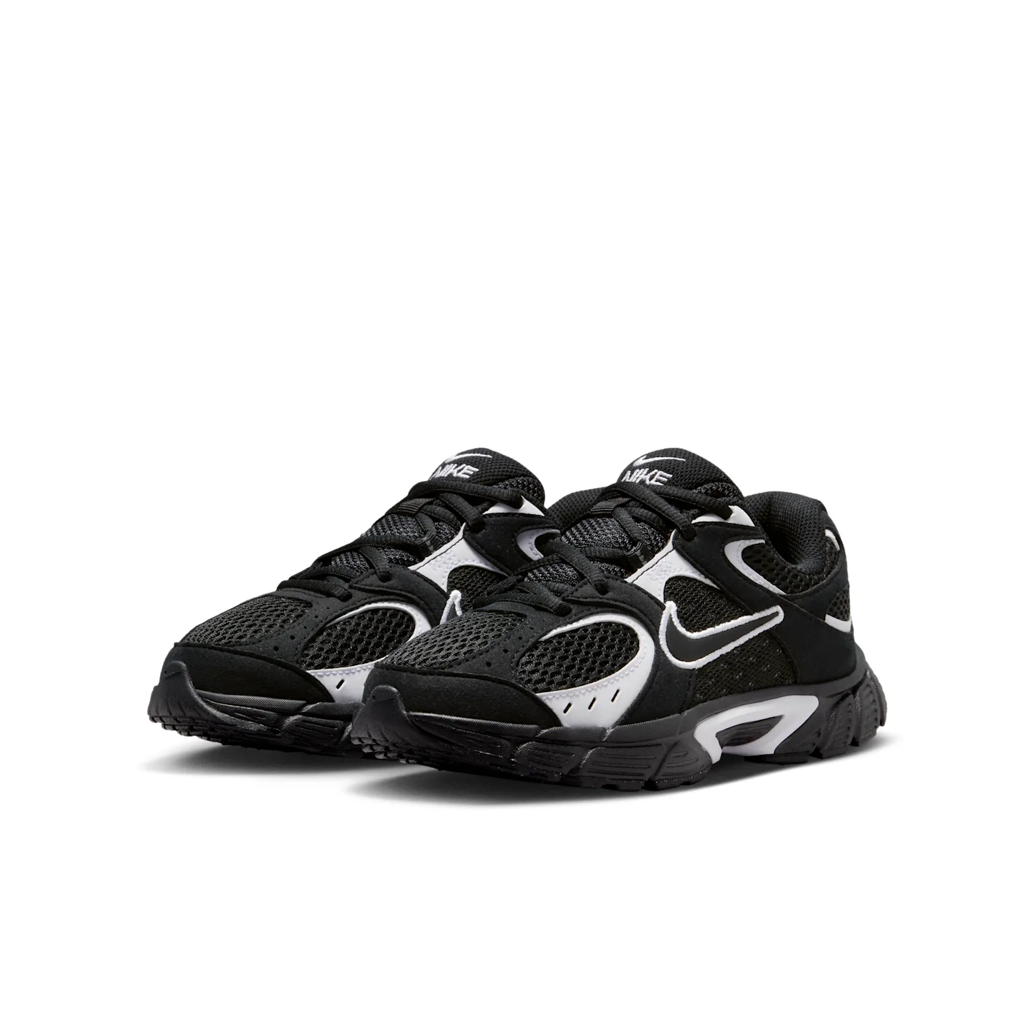 Nike V5 Runner Suede image 5