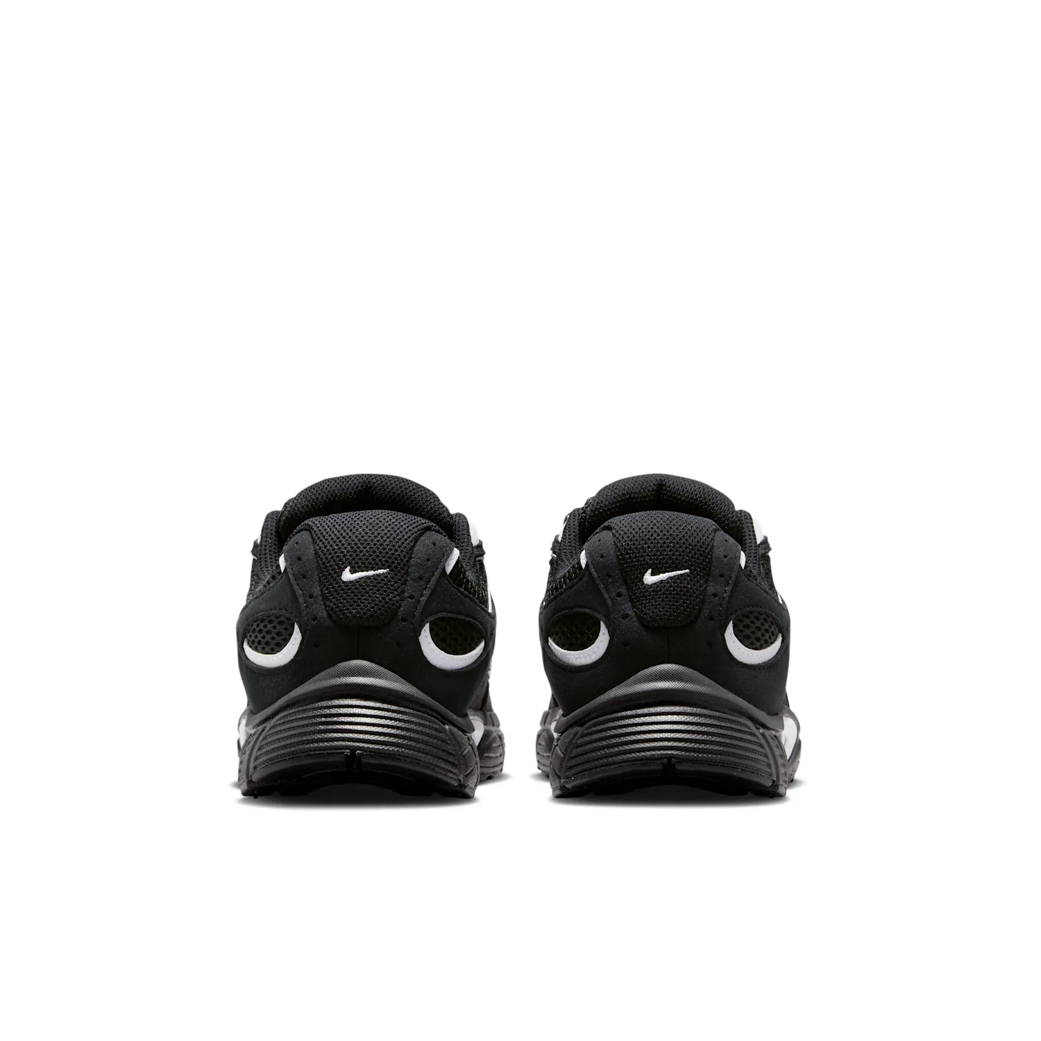 Nike V5 Runner Suede image 6