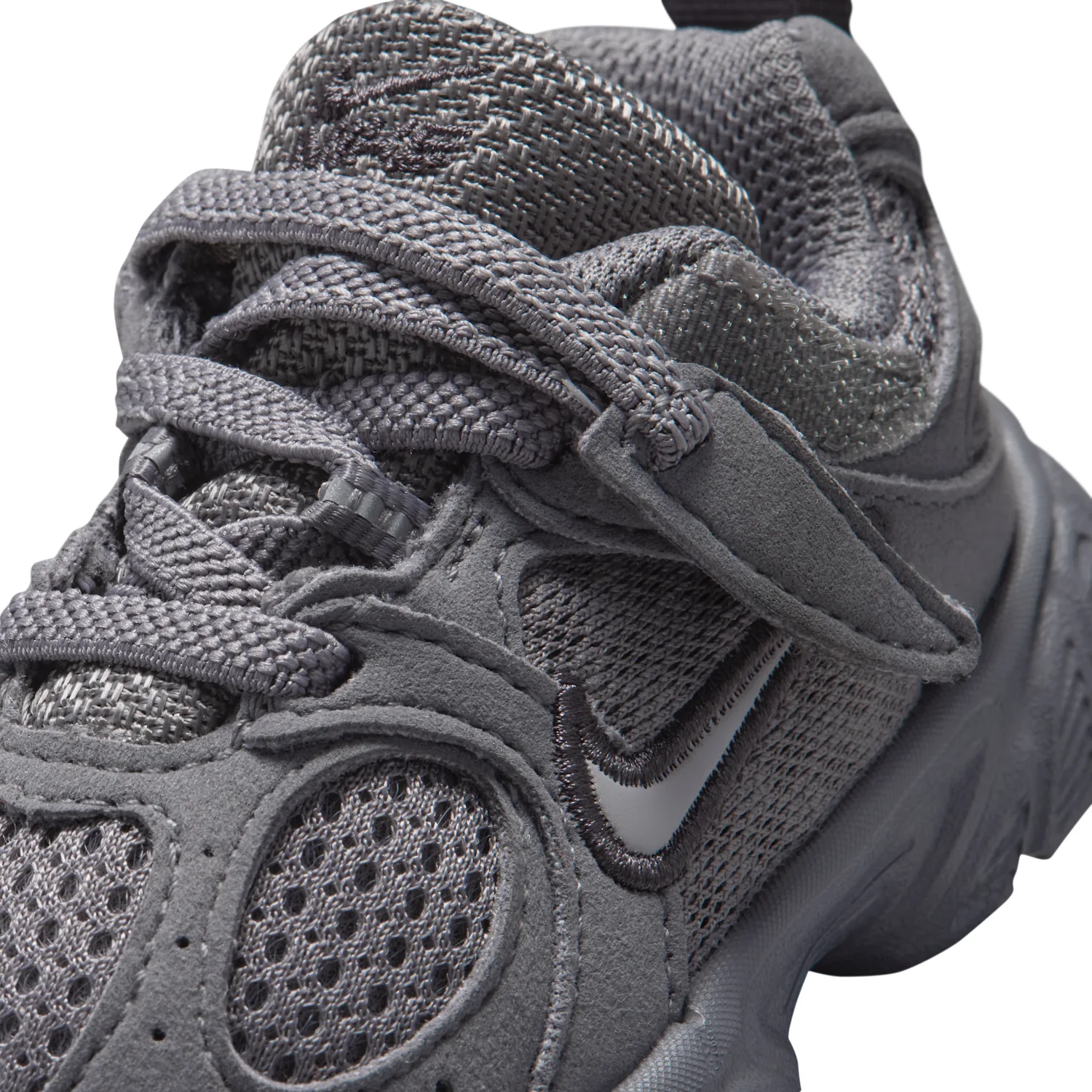 Nike V5 Runner Suede image 7