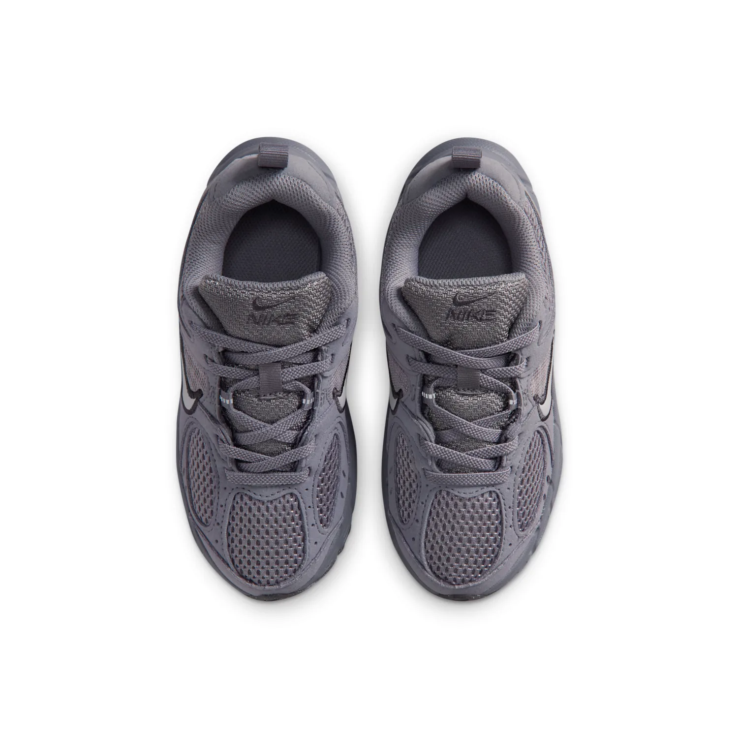 Nike V5 Runner Suede image 4