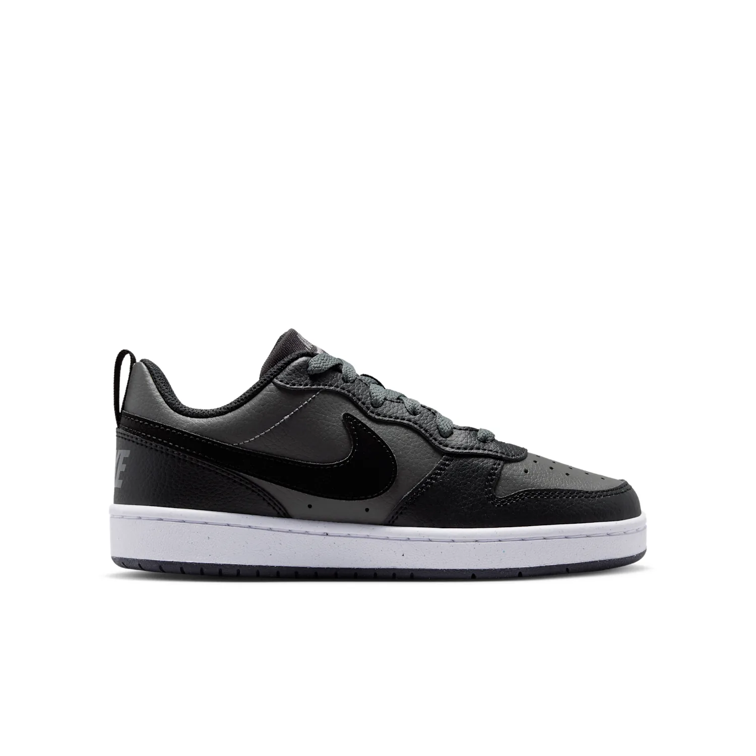 Nike Court Borough Low image 3