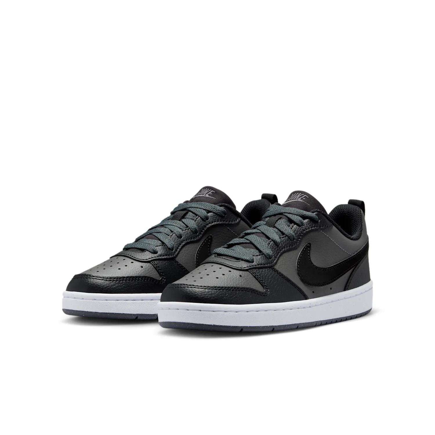 Nike Court Borough Low image 5
