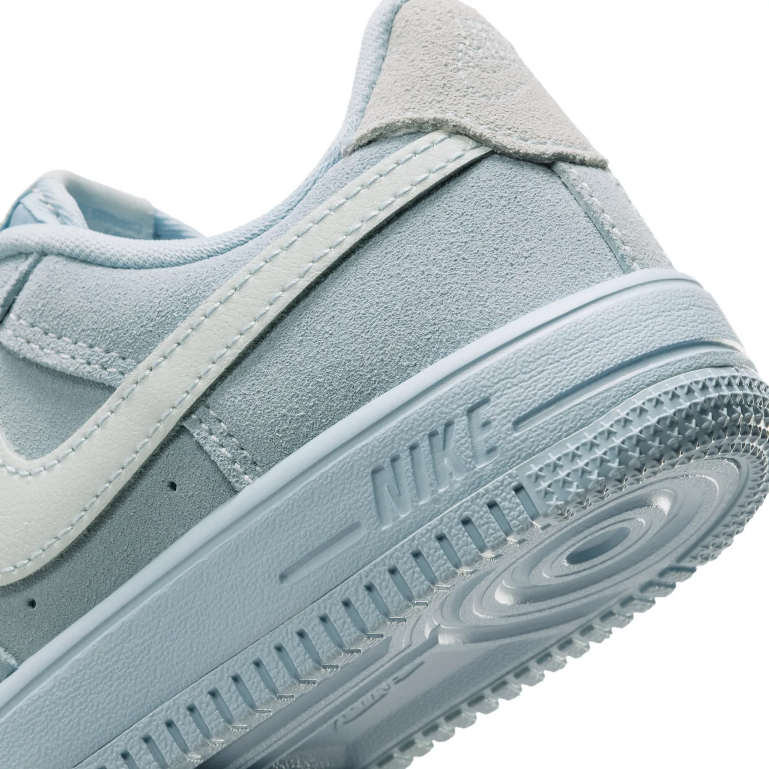 Nike Force 1 Low LV8 1 image 8